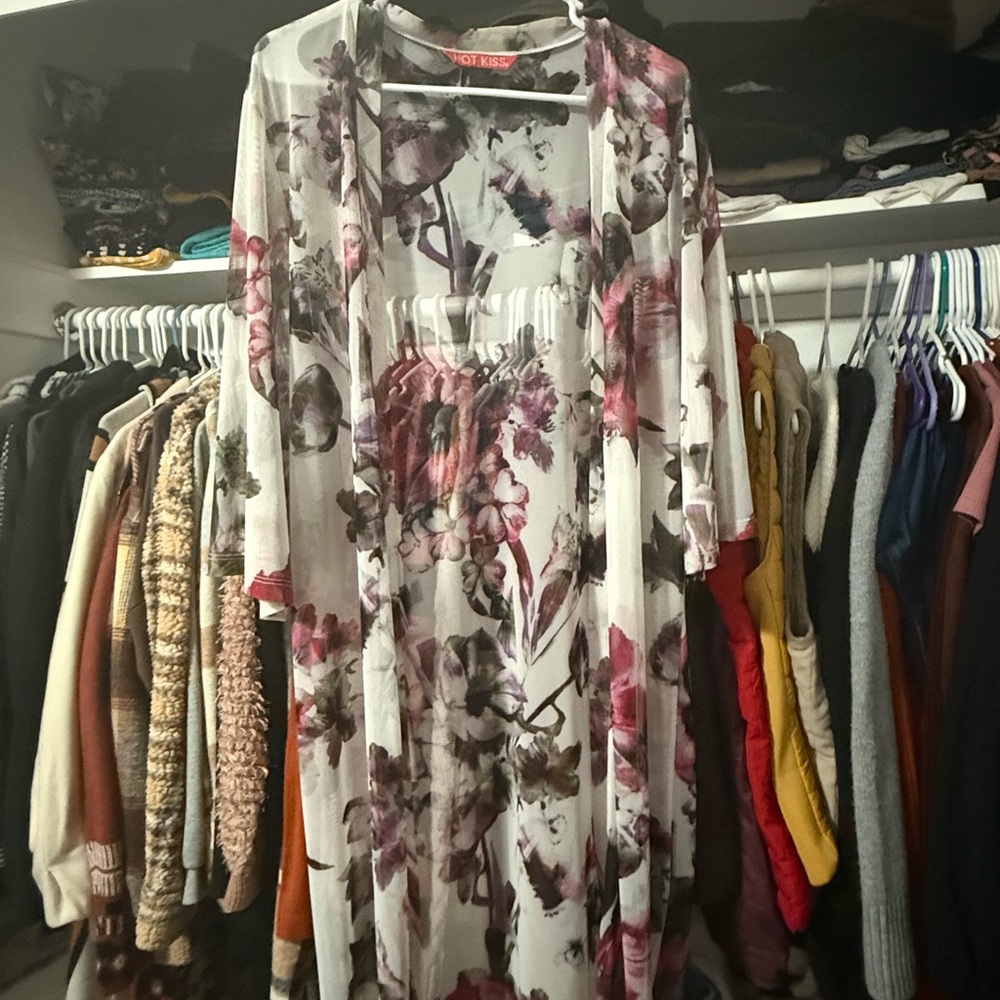 Hot Kiss Floral Kimono - White and Purple